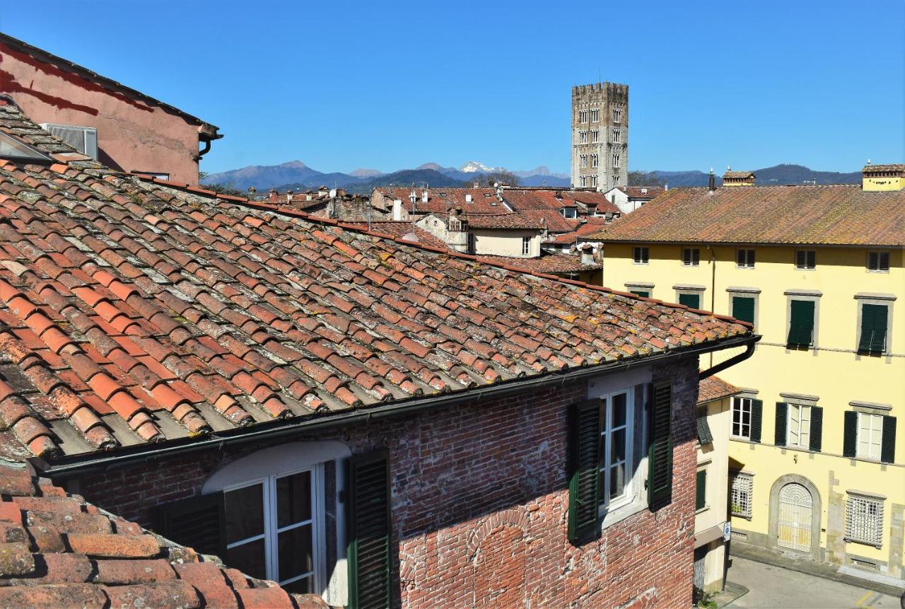Al Carmine Apartments Towers View With Ac Lucca Buitenkant foto
