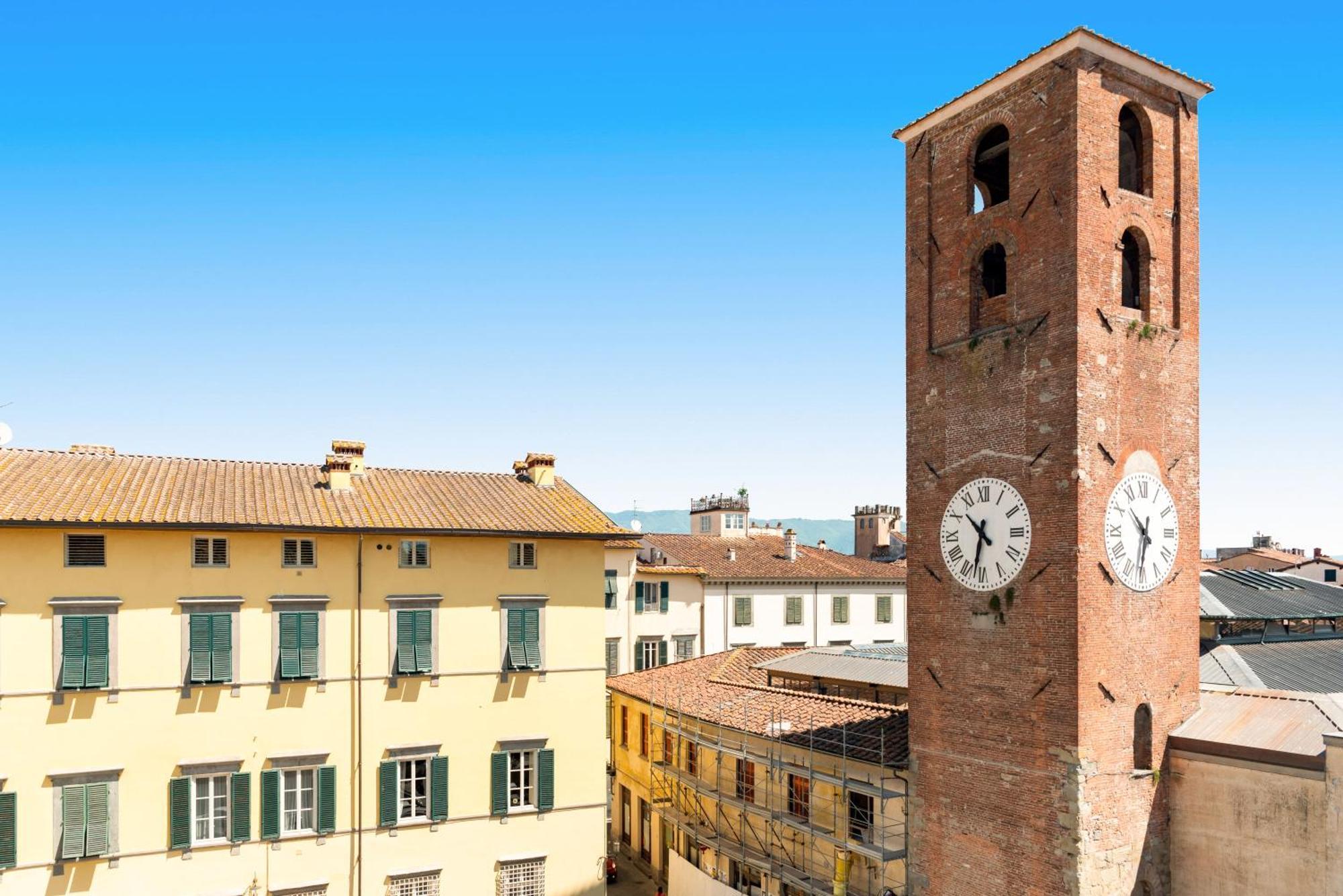 Al Carmine Apartments Towers View With Ac Lucca Buitenkant foto